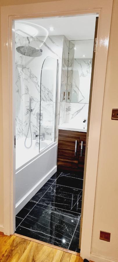 Double King Suite, Canary Wharf Waterfront London Eksteriør bilde
