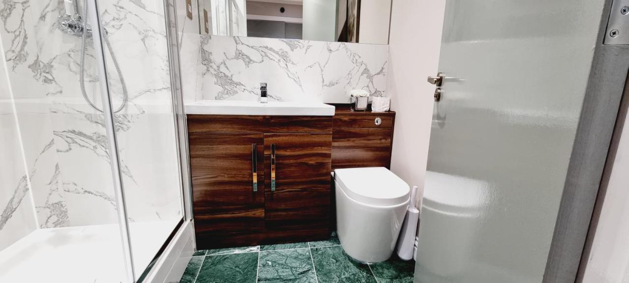 Double King Suite, Canary Wharf Waterfront London Eksteriør bilde
